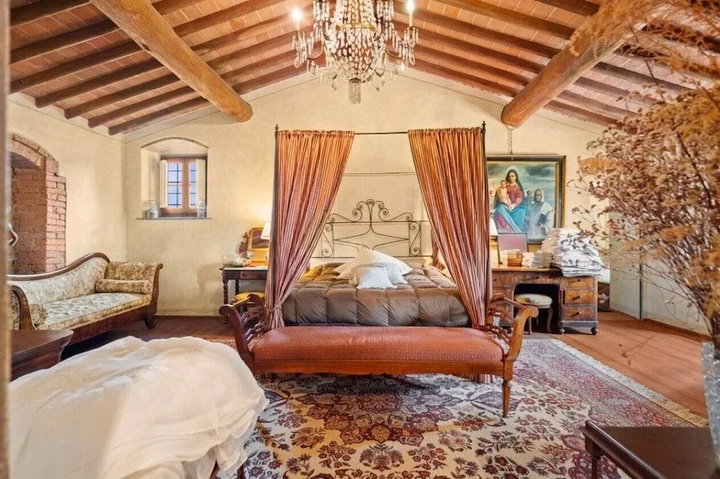 Magamistoad - 17th-Century Villa with Olive Grove in Carmignano