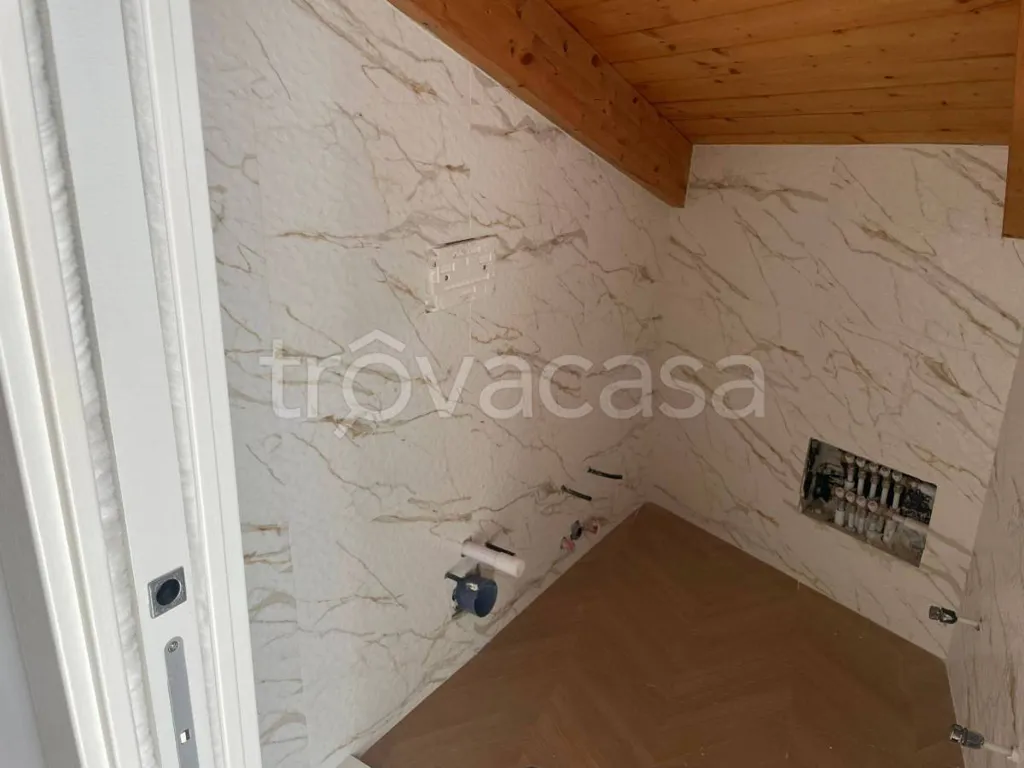 Entrée - Modern Villa with Balcony in Aversa