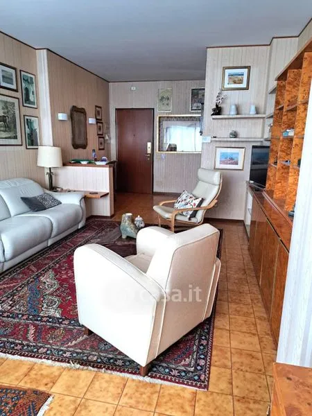 Soggiorno - Fully Furnished Flat with Balcony in Novara