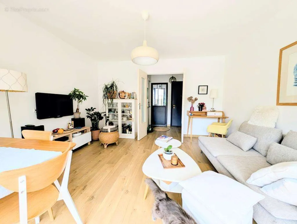 Appartement 3 pièces à Marseille-8e