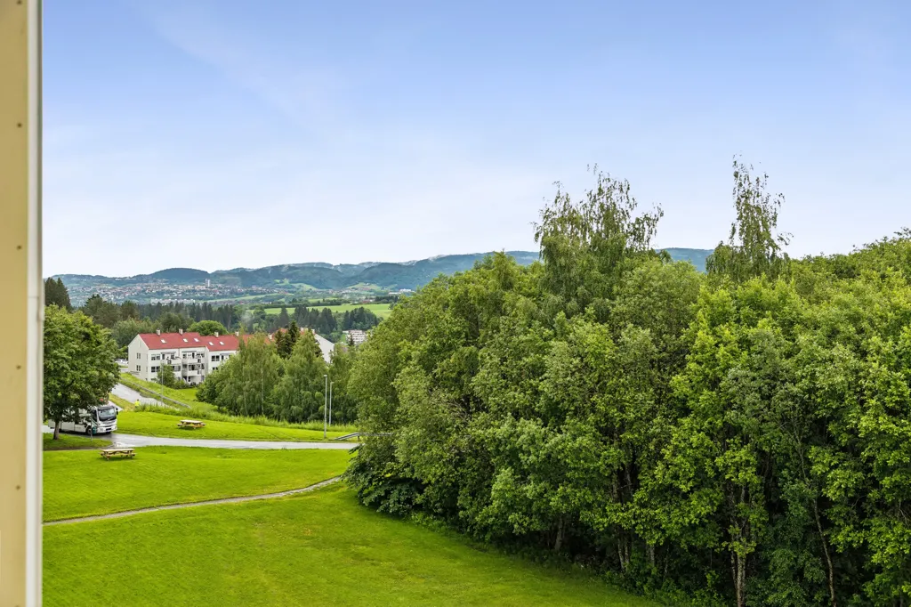 Balcone - 2-Bed Apartment with Balcony in Oslo