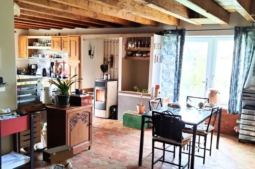 Salle à manger - Maison en Pierre avec Terrain à Bâtir à Chalon Sur Saône