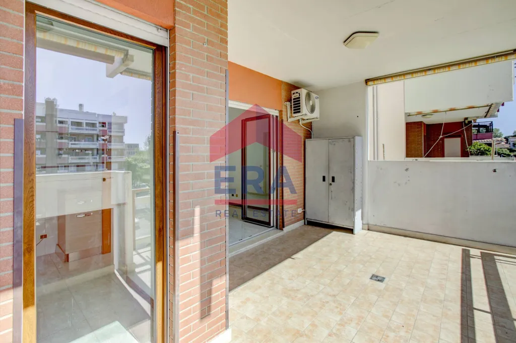 Rõdu - Apartment with Terrace in Acilia, Rome
