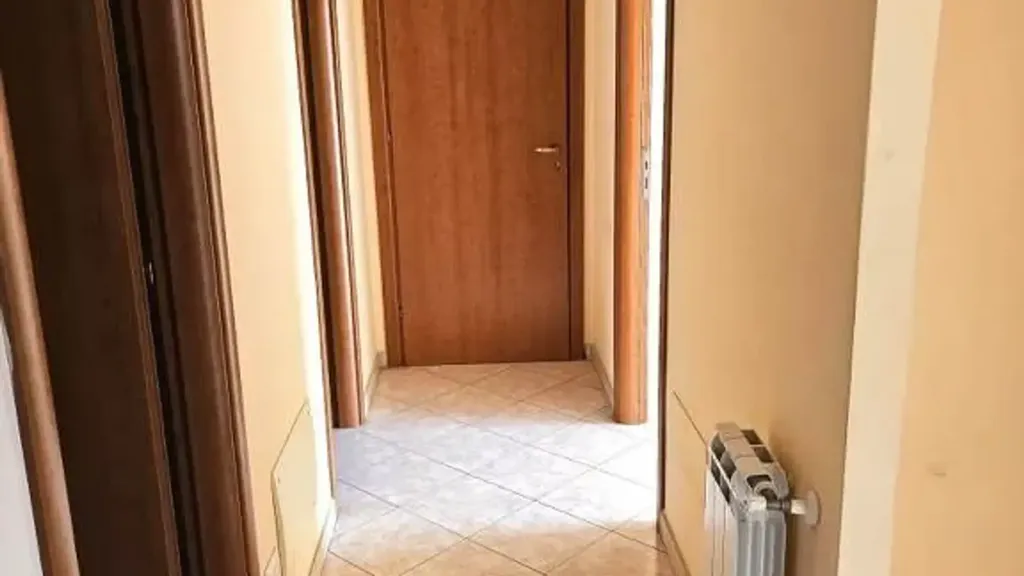 hallway_entrance