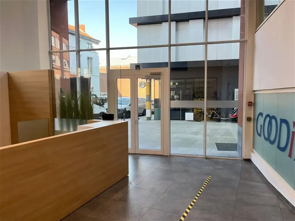 Entrée - Locaux de Bureau Rénovés près de la Gare de Louvain