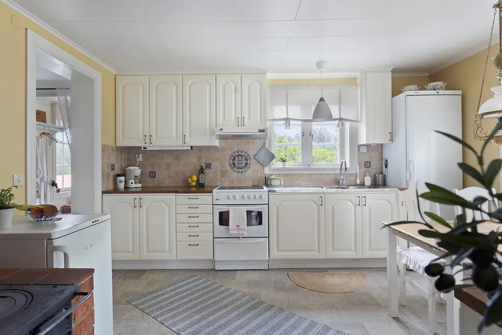 Kitchen - Complete Horse Farm with Residence in Rural Area