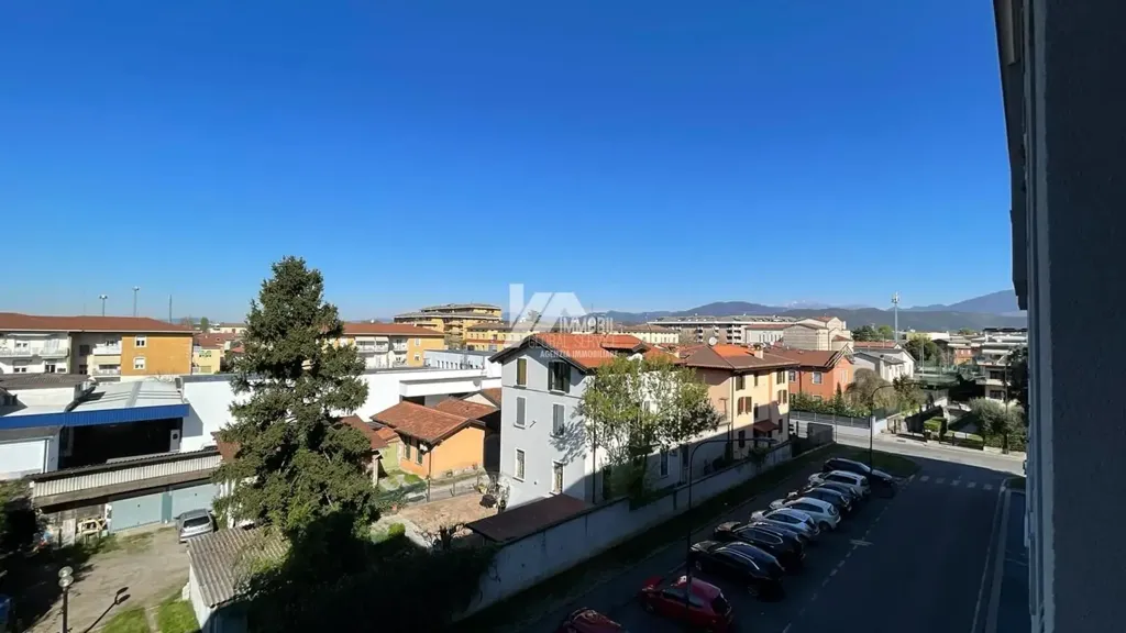 Balcon - Modernised Two-Bedroom Apartment in Brescia