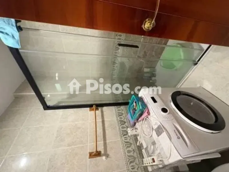 Bagni - First-Floor Flat with Harbour Views in Old Town