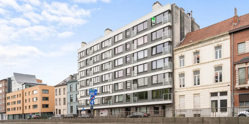 Välivaade - Light-Filled Apartment with Terrace in Ghent