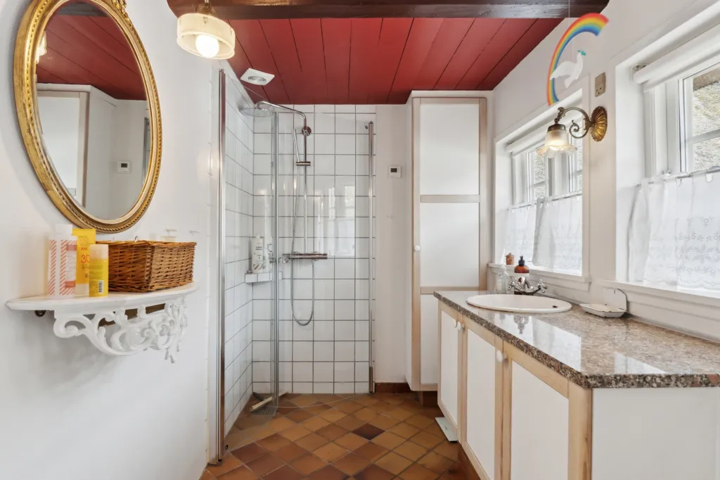 Vannitoad - Historic Timber Frame House with Private Forest near Bogense