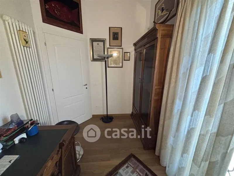 Kabinet - Bifamiliar Villa with Garden in Adria Centre