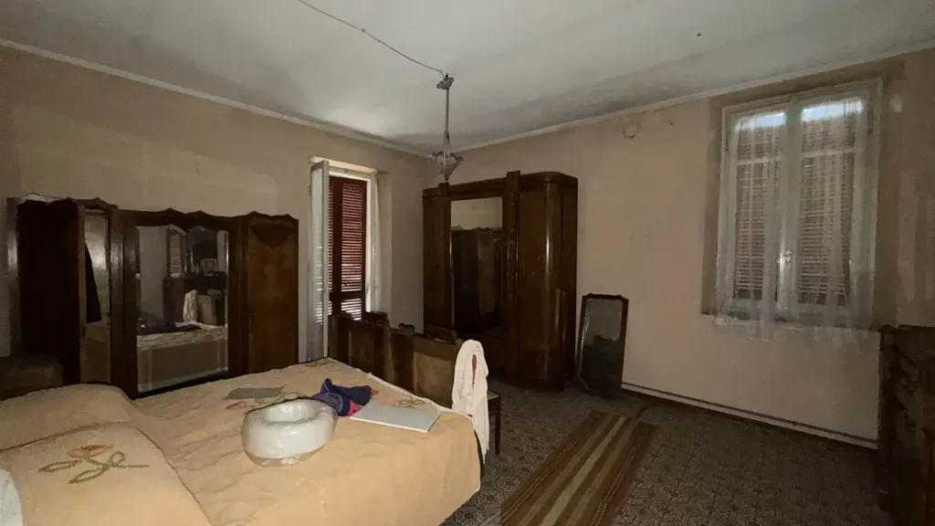 Chambres - Independent House with Dual Access in Gambolo'