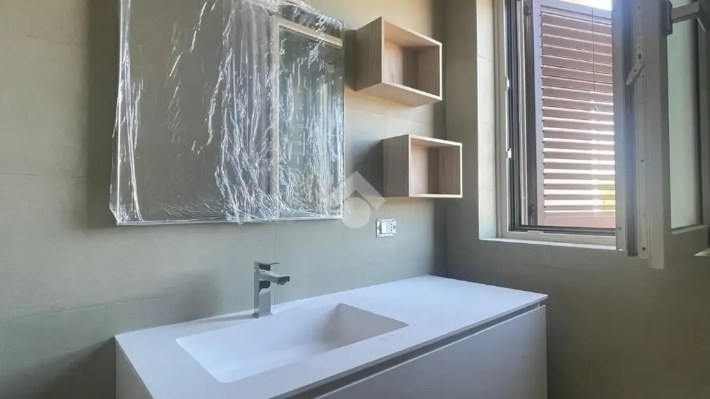 Bagni - Casa indipendente con terrazzo panoramico a San Nicola Manfredi