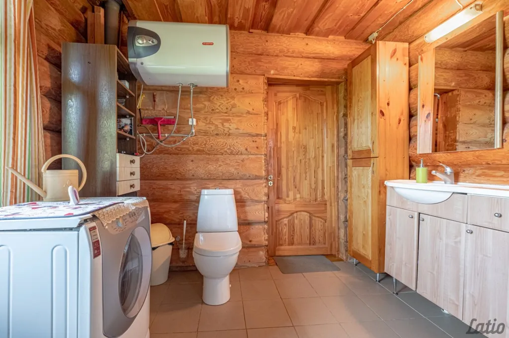 Salles de bain - Wooden Cottage with Lake View in Cēsis District