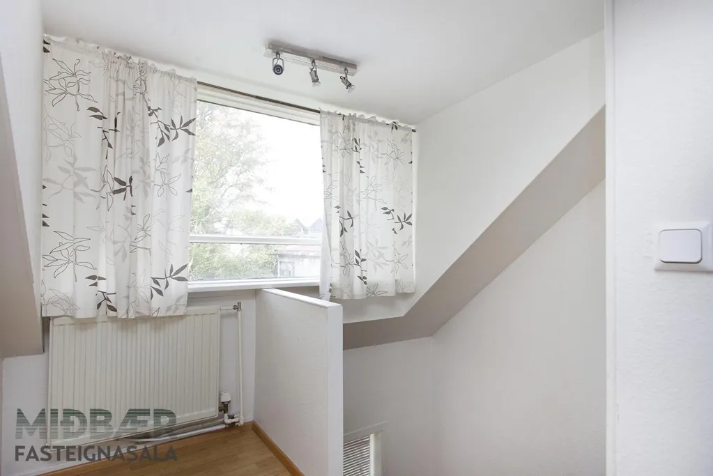 Toad - Triplex with Studio in Reykjavik