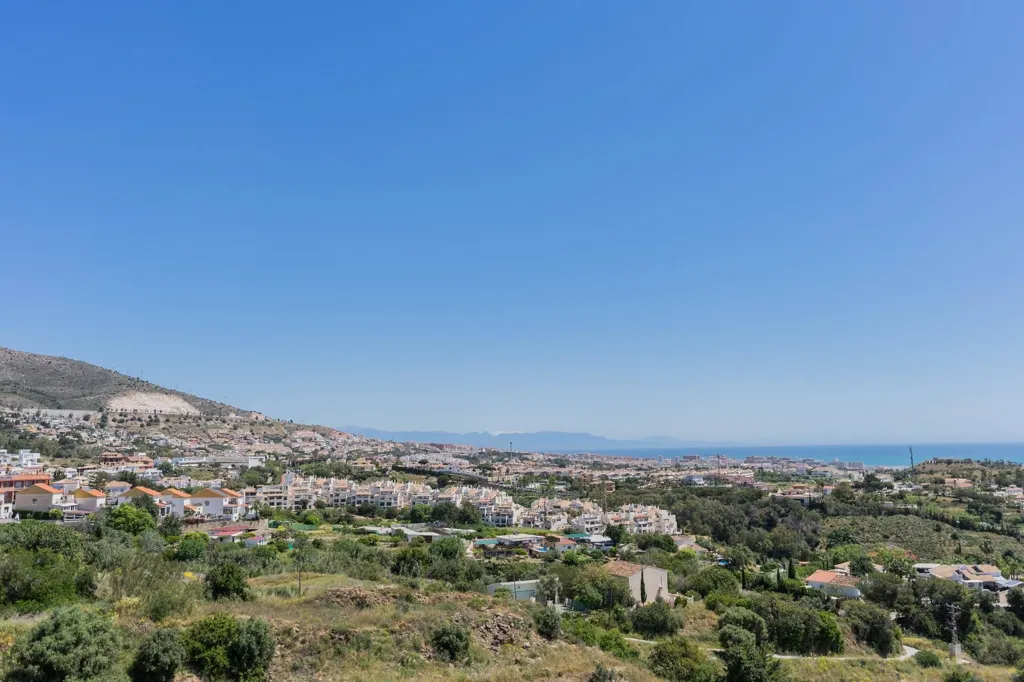 Corner Chalet with Sea View in Benalmádena