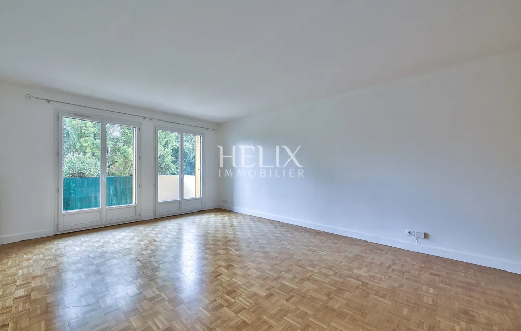Pièces - Appartement Traversant avec Balcon au Vésinet