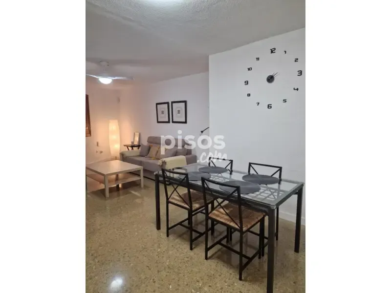 Söögituba - Equipped Flat with Patio in Blanco Belmonte