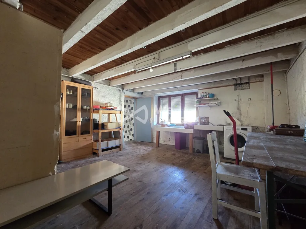 Söögituba - Spacious House with Courtyard in Saint-Laurent-sur-Othain