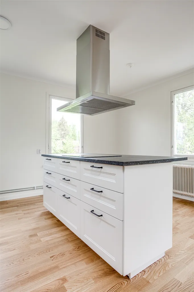 Köök - 2-Storey Villa with Workshop in 795000 SEK