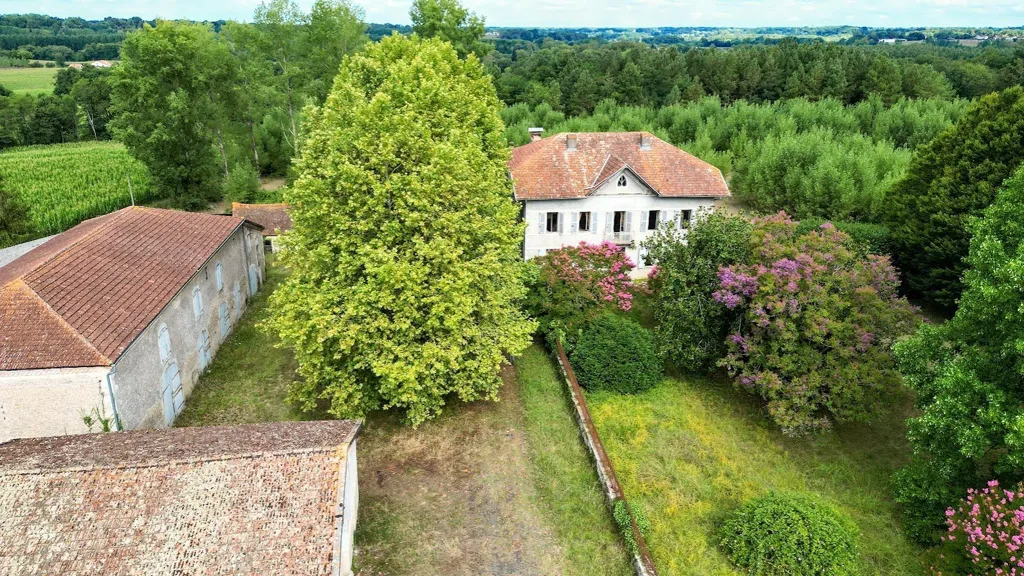 Õhuvaade - Seventeenth-Century Manor with Park in Dax Vicinity