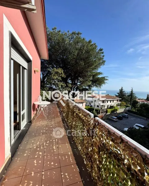 Balcon - Armed Triplex with Sea View in Salerno
