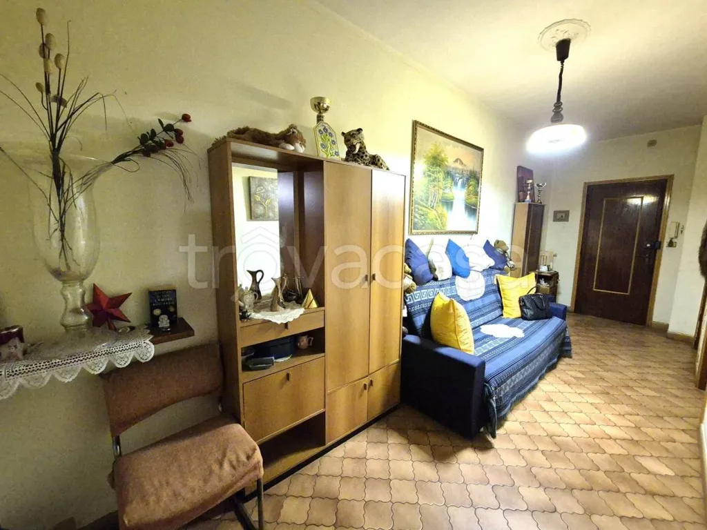Soggiorno - Apartment with Balcony in Piobesi Torinese