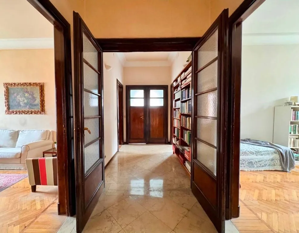 Esik - Luxury Flat with Museum View in Turin