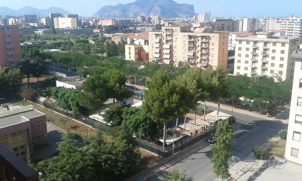 Rõdu - Student Rooms with City View in Viale delle Scienze