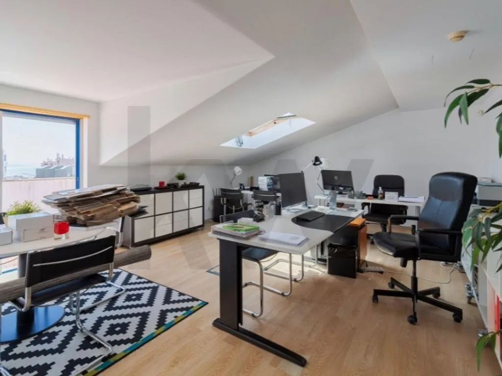 Kabinet - Office with Sea View in Ericeira, Lisbon