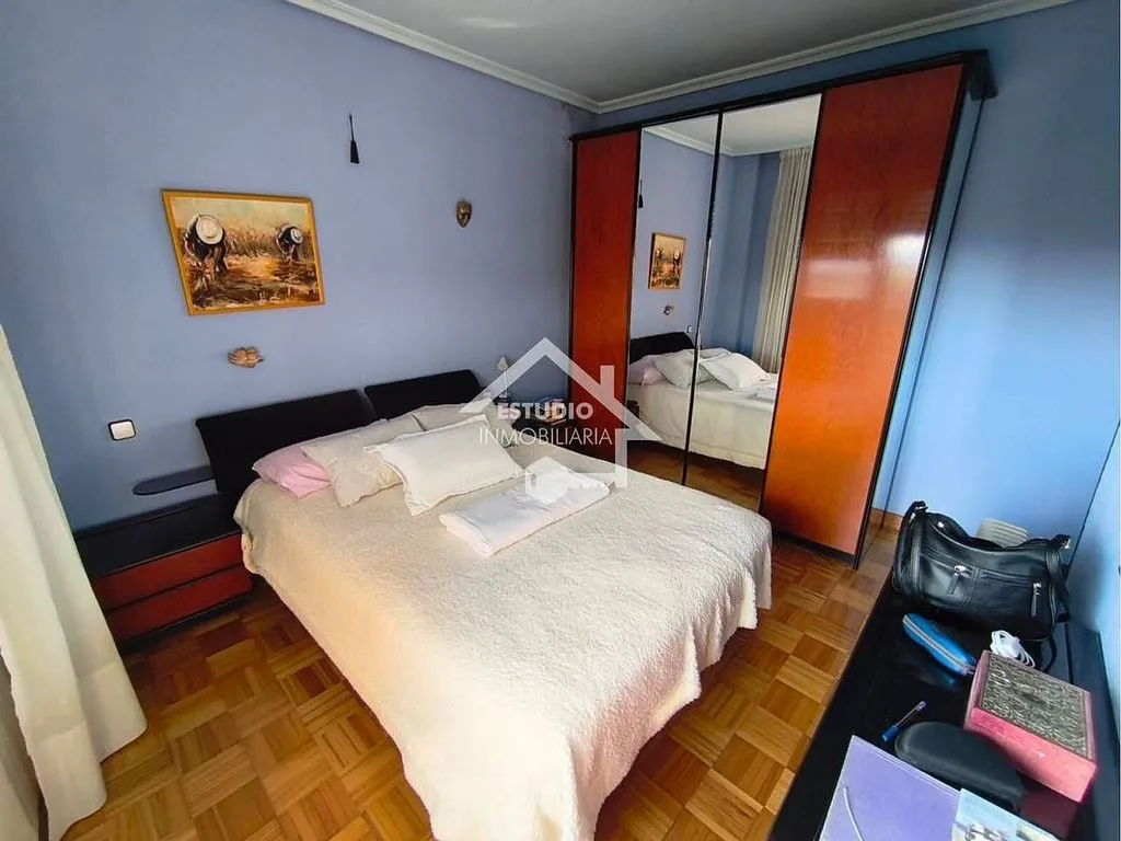 Chambres - House with Terrace and Garage in Mendavia