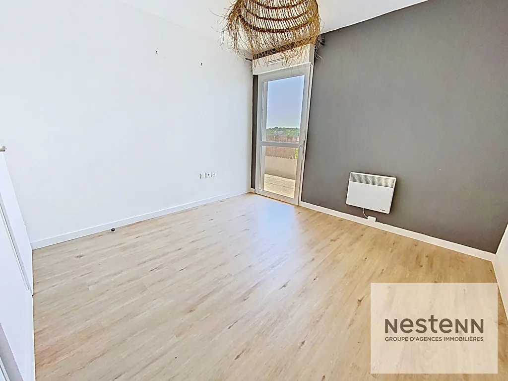 Stanze - 2-Bed Flat with Terrace in Jacou