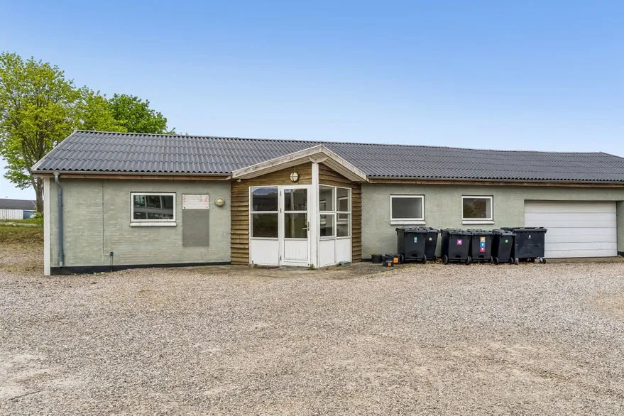 Välivaade - Office Space with Adjacent Plot in Rødekro