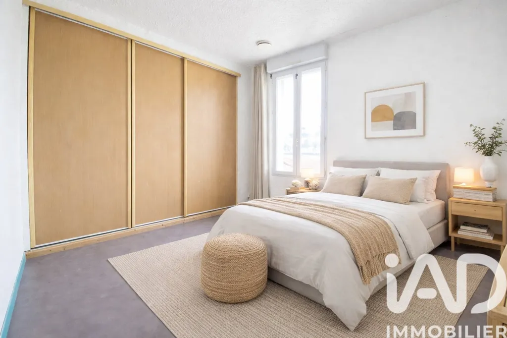 Bedrooms - City House with Garage in Carpentras