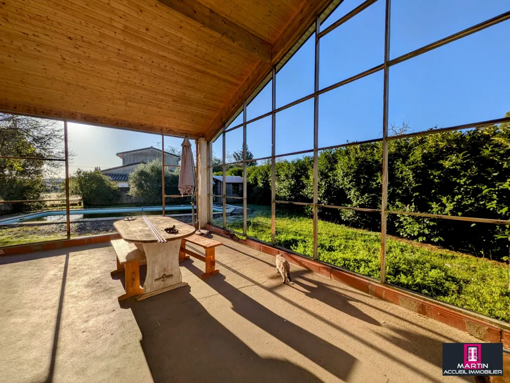 Terrass - Architect Villa with Pool in Central Location