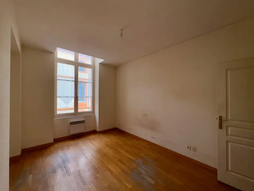 Pièces - Appartement Centre-Ville avec Ascenseur à Montauban
