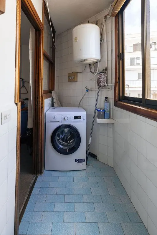 Lavanderia - Apartment with Balcony in Camp d'en Serralta, Palma