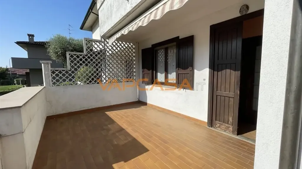 Terrasse - Terraced Villa with Garden in Martinengo
