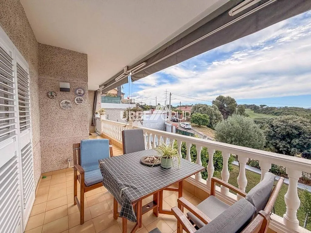 Balcon - Luxury House with Pool in Castellbisbal