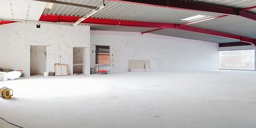 Toad - Commercial Space with Parking near Messancy-Arlon