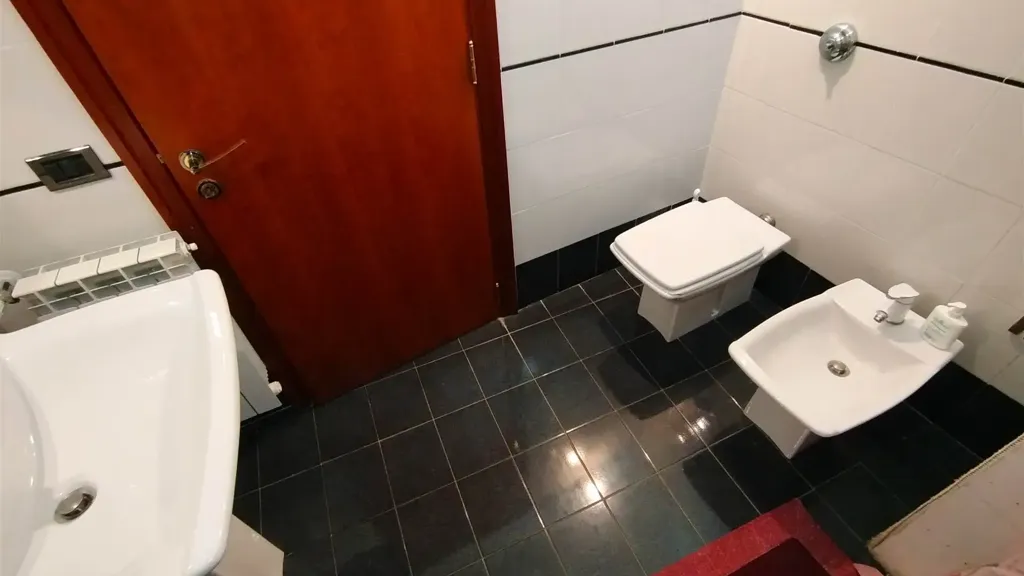 Bagni - Student-Friendly Bifamiliar in Ragusa Centre