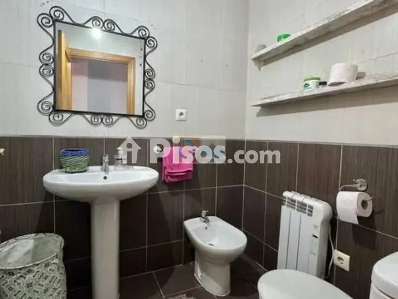 Vannitoad - Modern Flat with Balcony in Yuncler