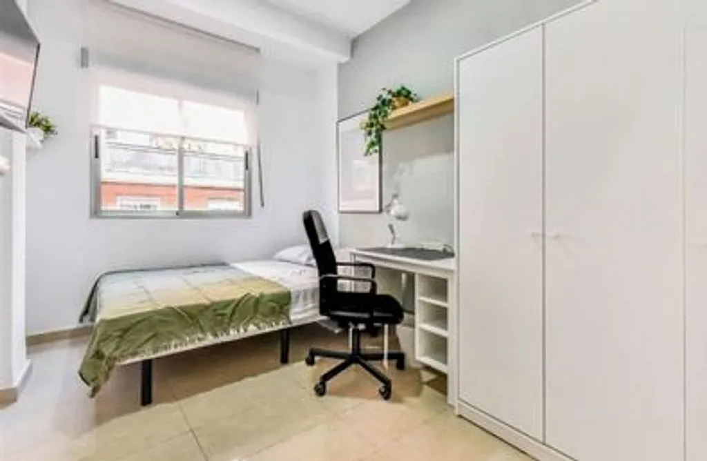 Chambres - Furnished Flat with Elevator in Valladolid