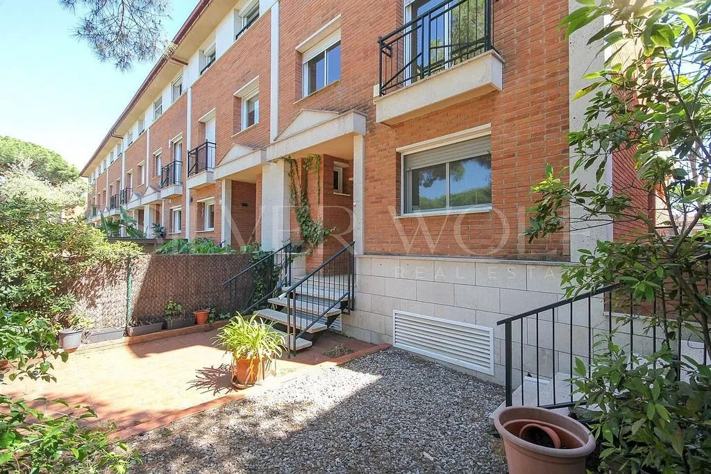 Jardin - Terraced House with Pool in Gavà Mar