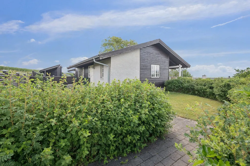 Esterno - Fenced Villa with Garden in Helsinge