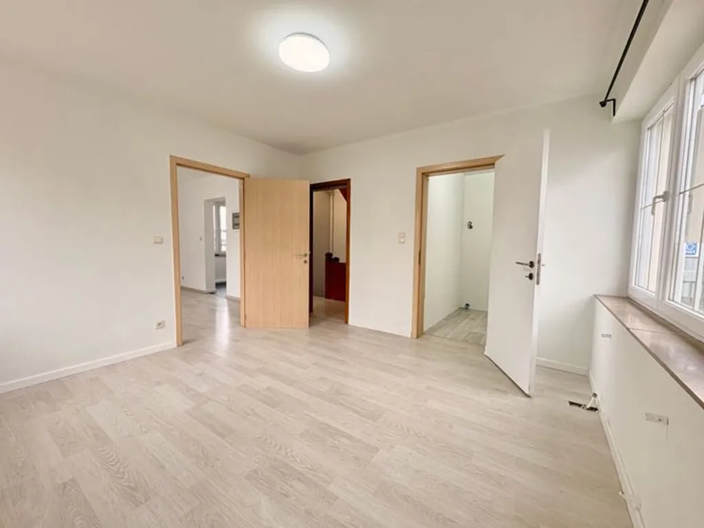 Rooms - Renovated Duplex with Meuse View in Jambes