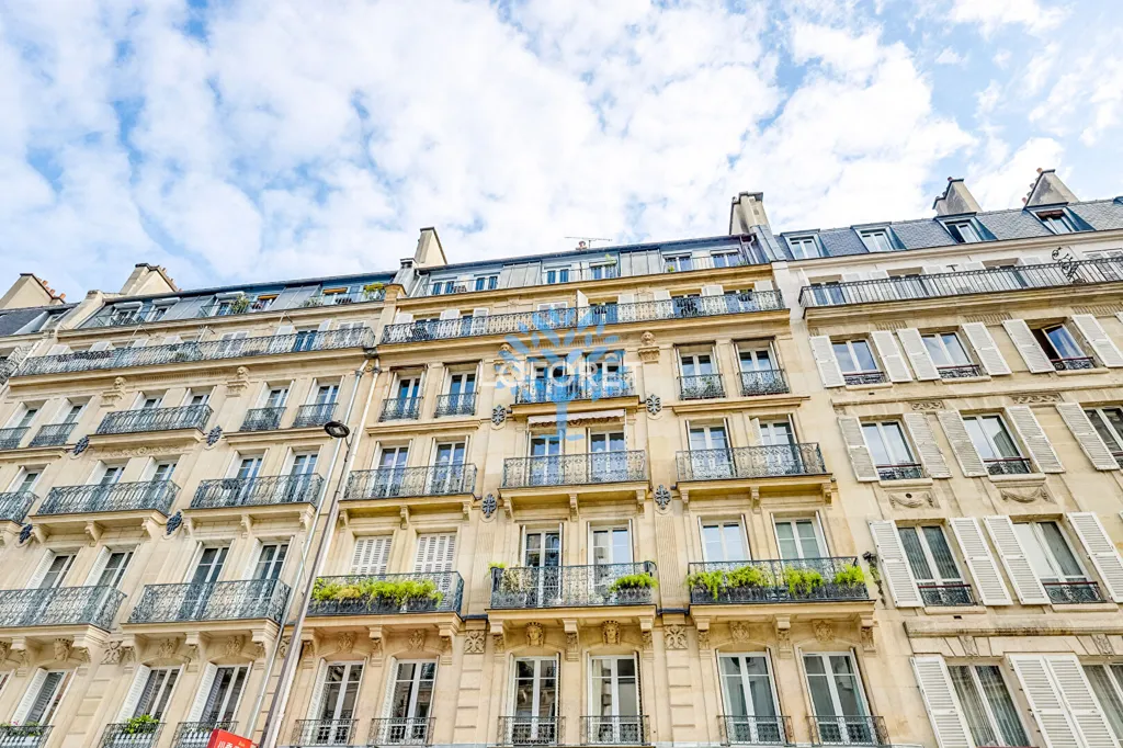 Välivaade - Haussmannian Flat with Pantheon View in Paris 20th