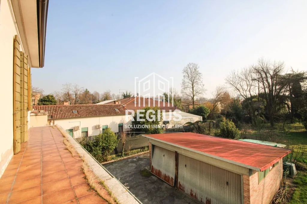 Terrasse - Historic Villa with Central Location in Camposampiero