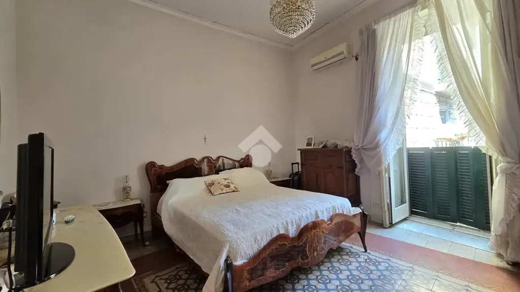 Chambres - Three-Bedroom Apartment with Terrace in Naples