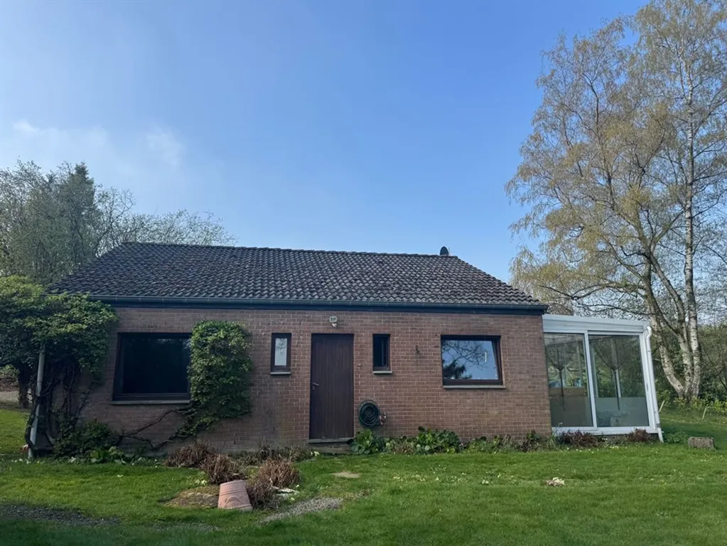 Außenansicht - Charming 2-Bedroom House with Garden in Quiet Area